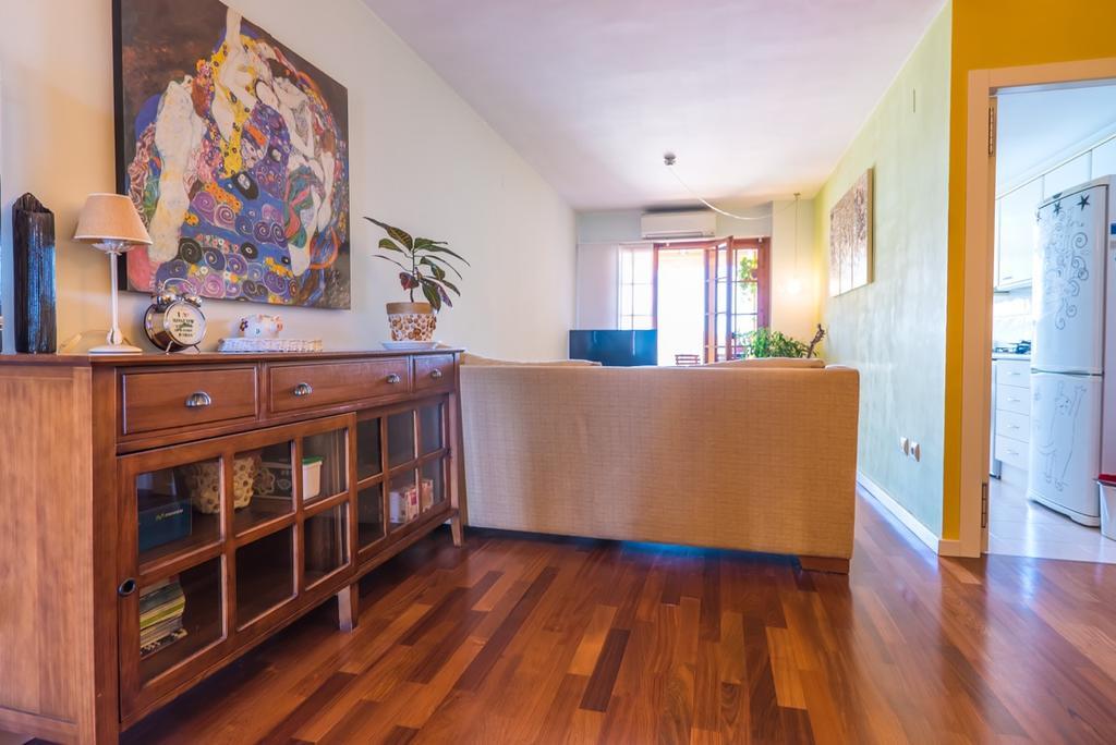 Apartment Near The Beach With Magnificent Views Port Saplaya Eksteriør billede